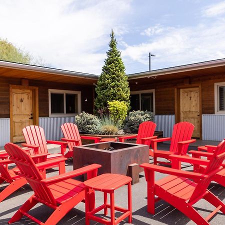 Wall Street Suites Bend Esterno foto