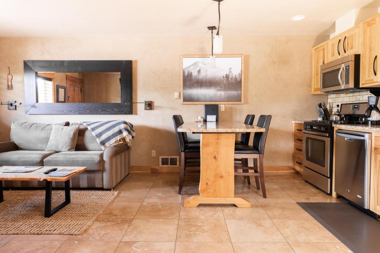 Wall Street Suites Bend Esterno foto