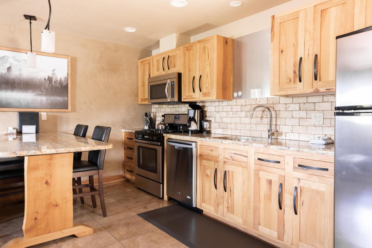 Wall Street Suites Bend Esterno foto