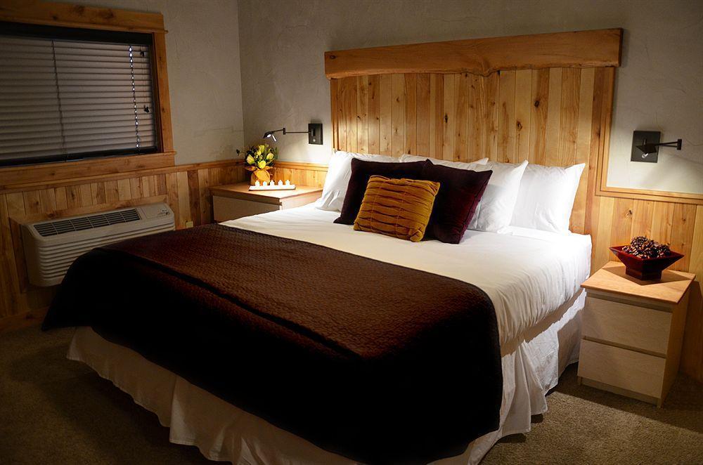 Wall Street Suites Bend Esterno foto