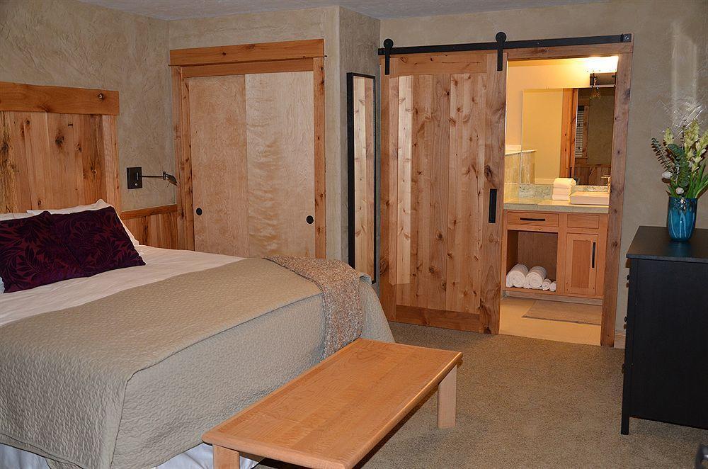 Wall Street Suites Bend Esterno foto