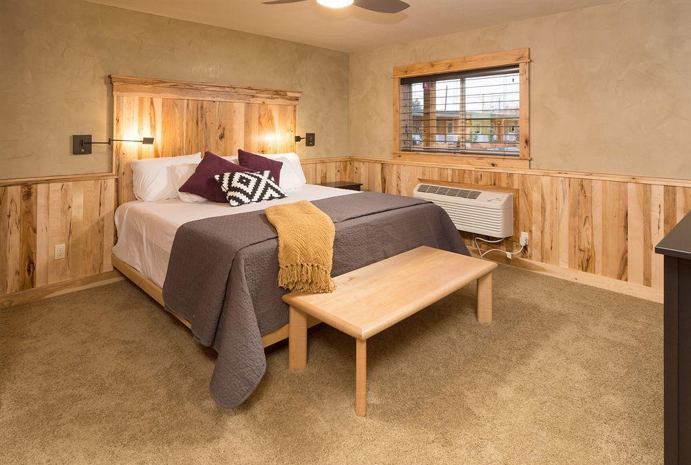 Wall Street Suites Bend Esterno foto
