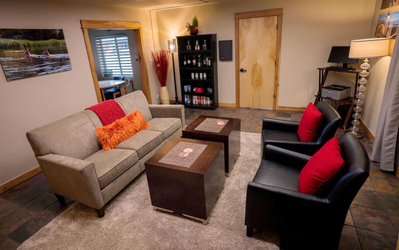 Wall Street Suites Bend Esterno foto